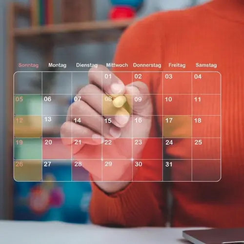 Eine anschauliche Darstellung eines Kunden, der Field Service Management Software zur Planung von Serviceleistungen nutzt.